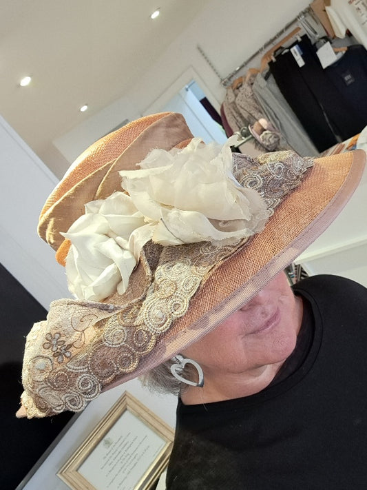 Vintage boho style hat - Maya Maya Ltd