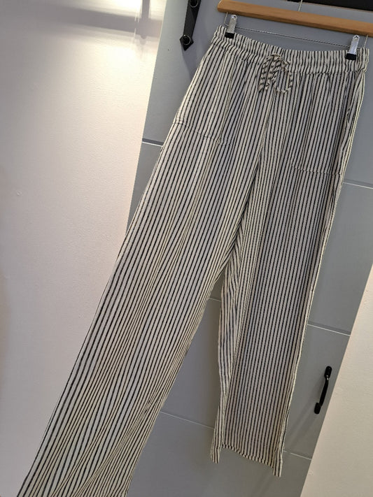 Wide leg stripe trousers - Maya Maya Ltd