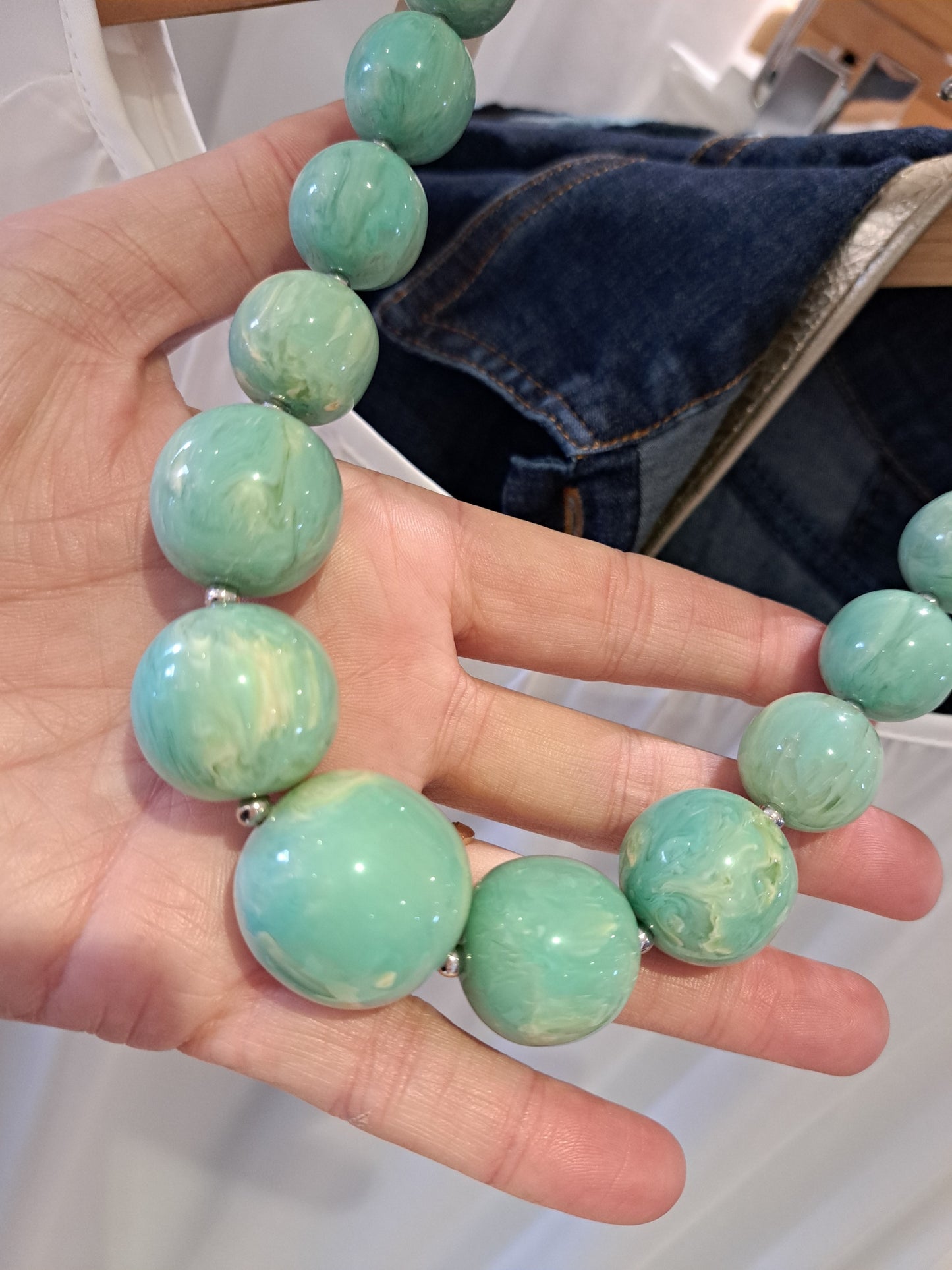 Jade coloured polished beads - Maya Maya Ltd