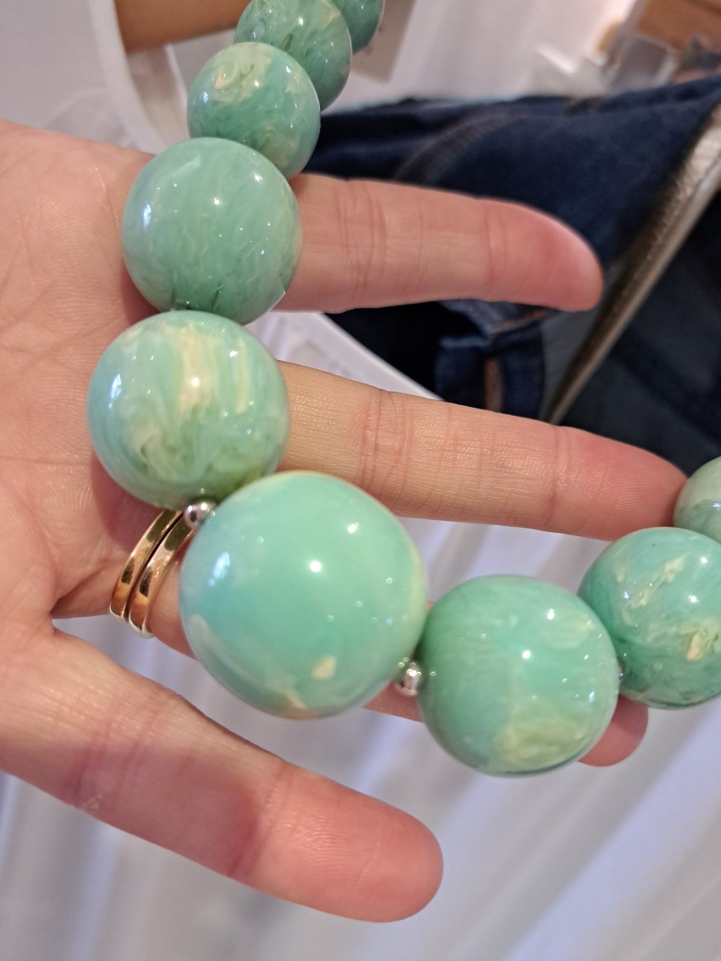 Jade coloured polished beads - Maya Maya Ltd