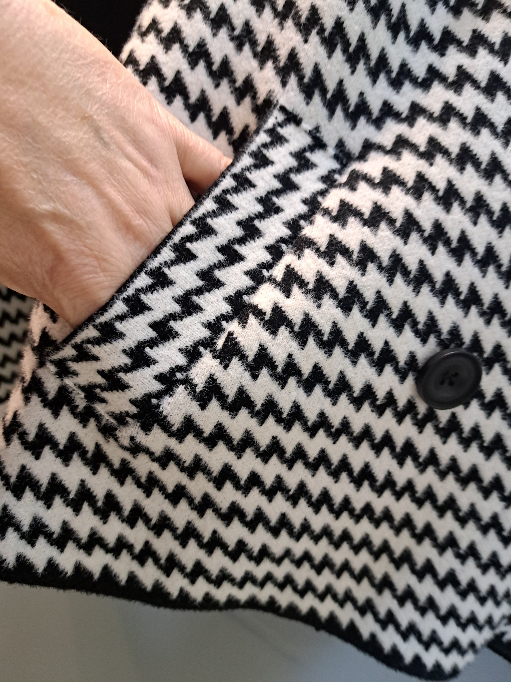 Double breasted knit jacket - Maya Maya Ltd