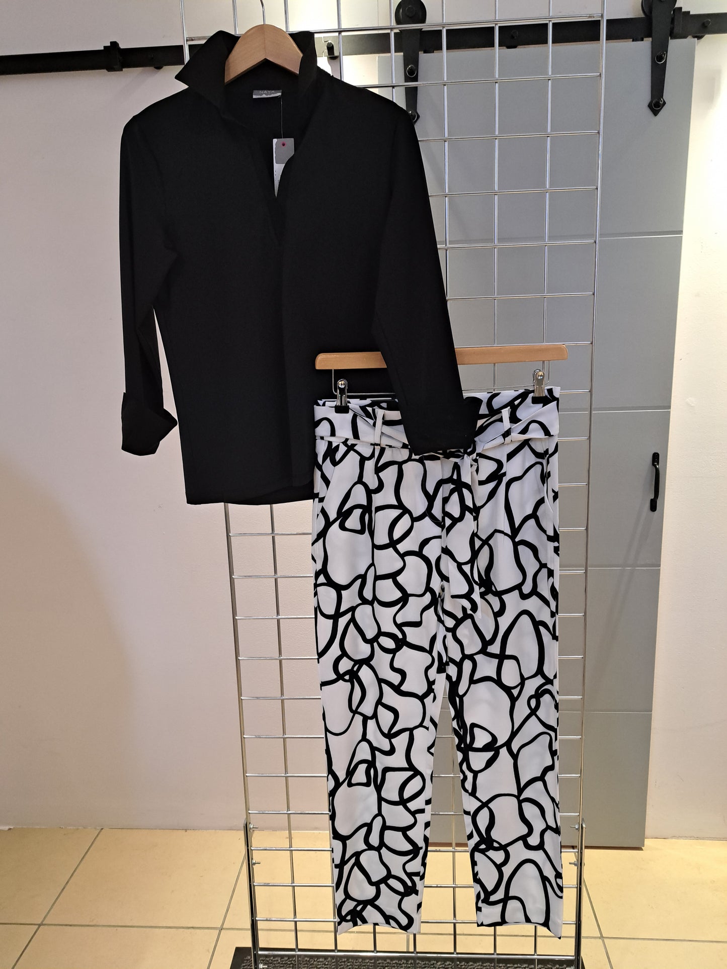 Uchuu Black and White trousers - Maya Maya Ltd