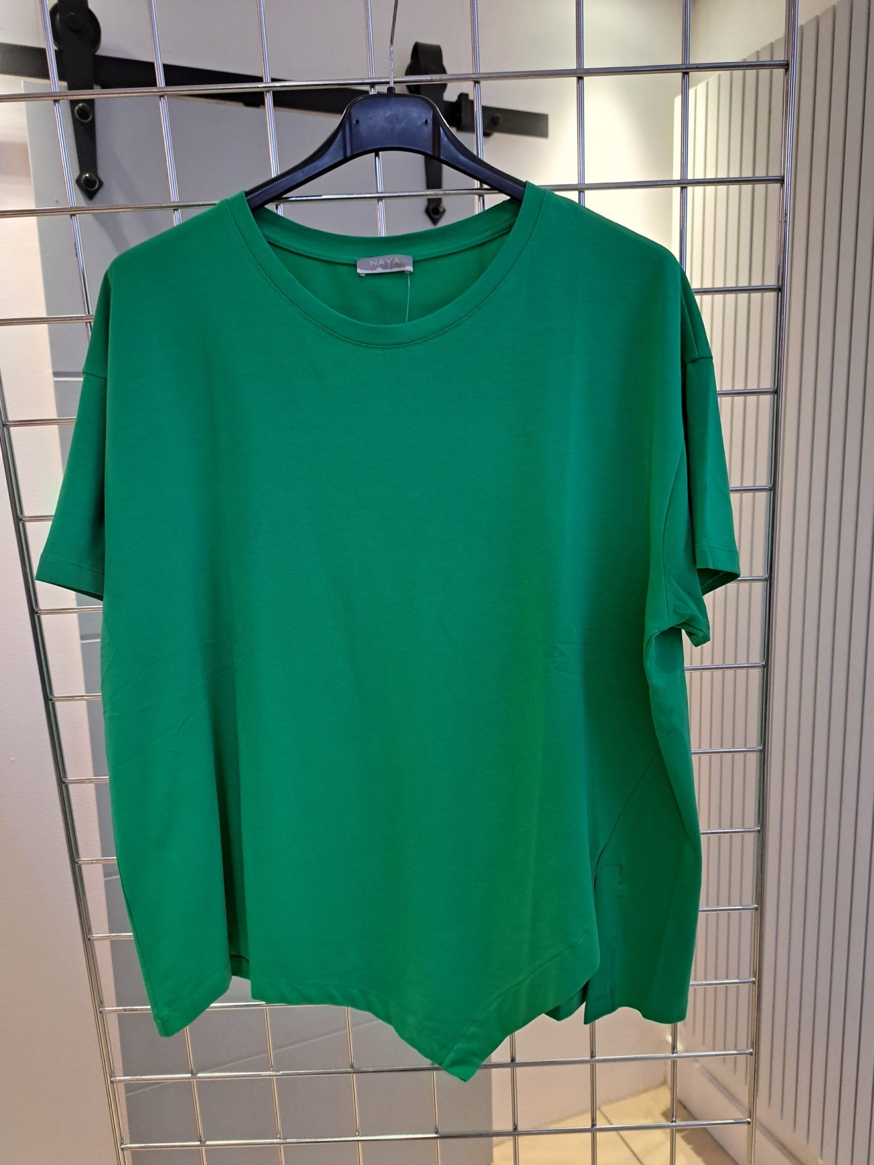 Naya Tee shirt Green - Maya Maya Ltd